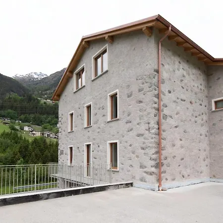 Apartament Tola - Giallo *